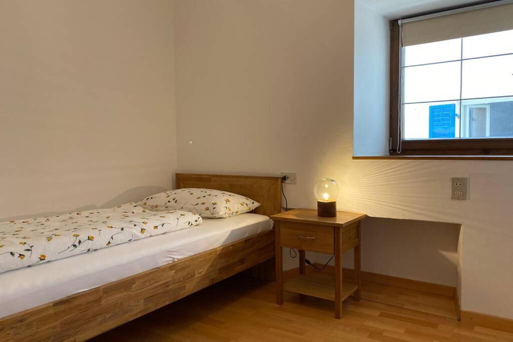 Grosse Wohnung Mit Garagenparkplatz Fiè Exterior foto