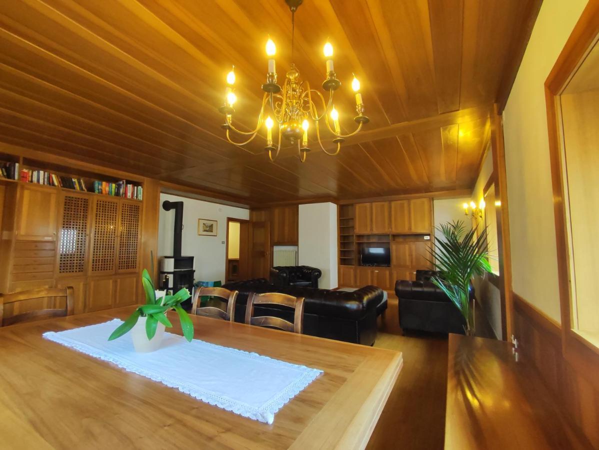 Grosse Wohnung Mit Garagenparkplatz Fiè Exterior foto